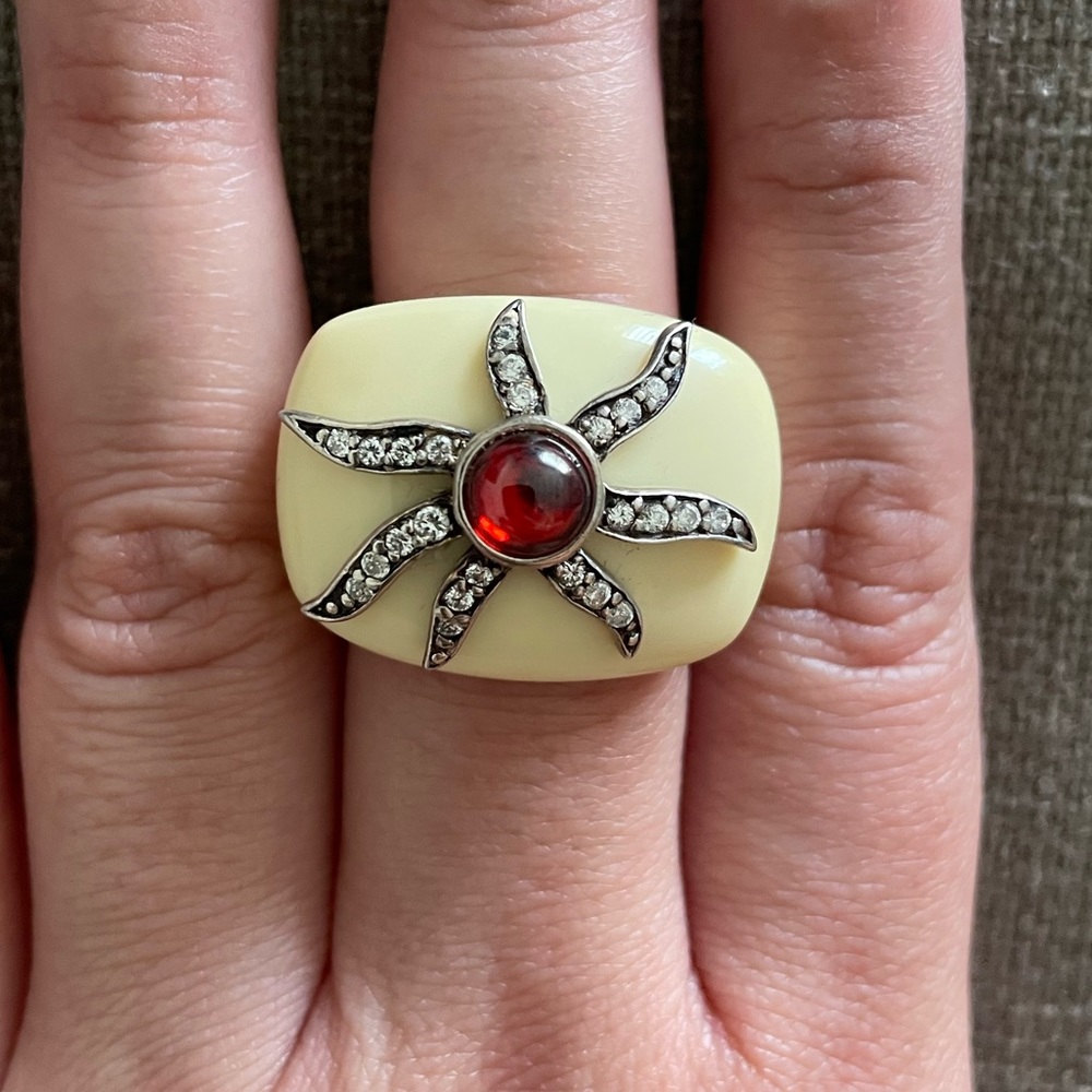 MIRIM CREAM LUCITE RING  STERLING Silver 925 W/ RED STONE